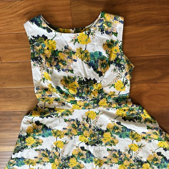 Aranee White Floral Dress size XXL - Picture 2 of 6